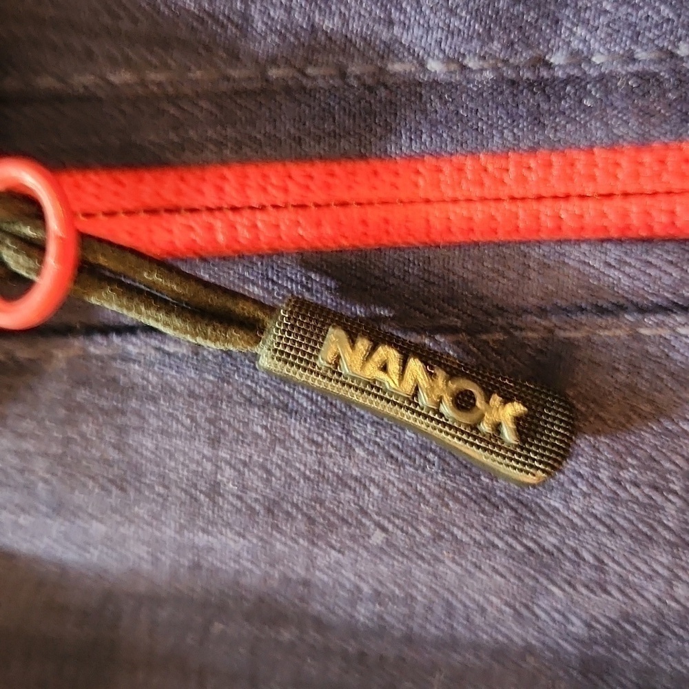 Nanok  Jacket - Picture 3 of 7